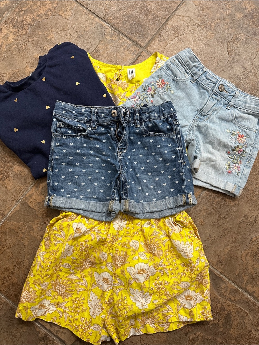 GAP Lot